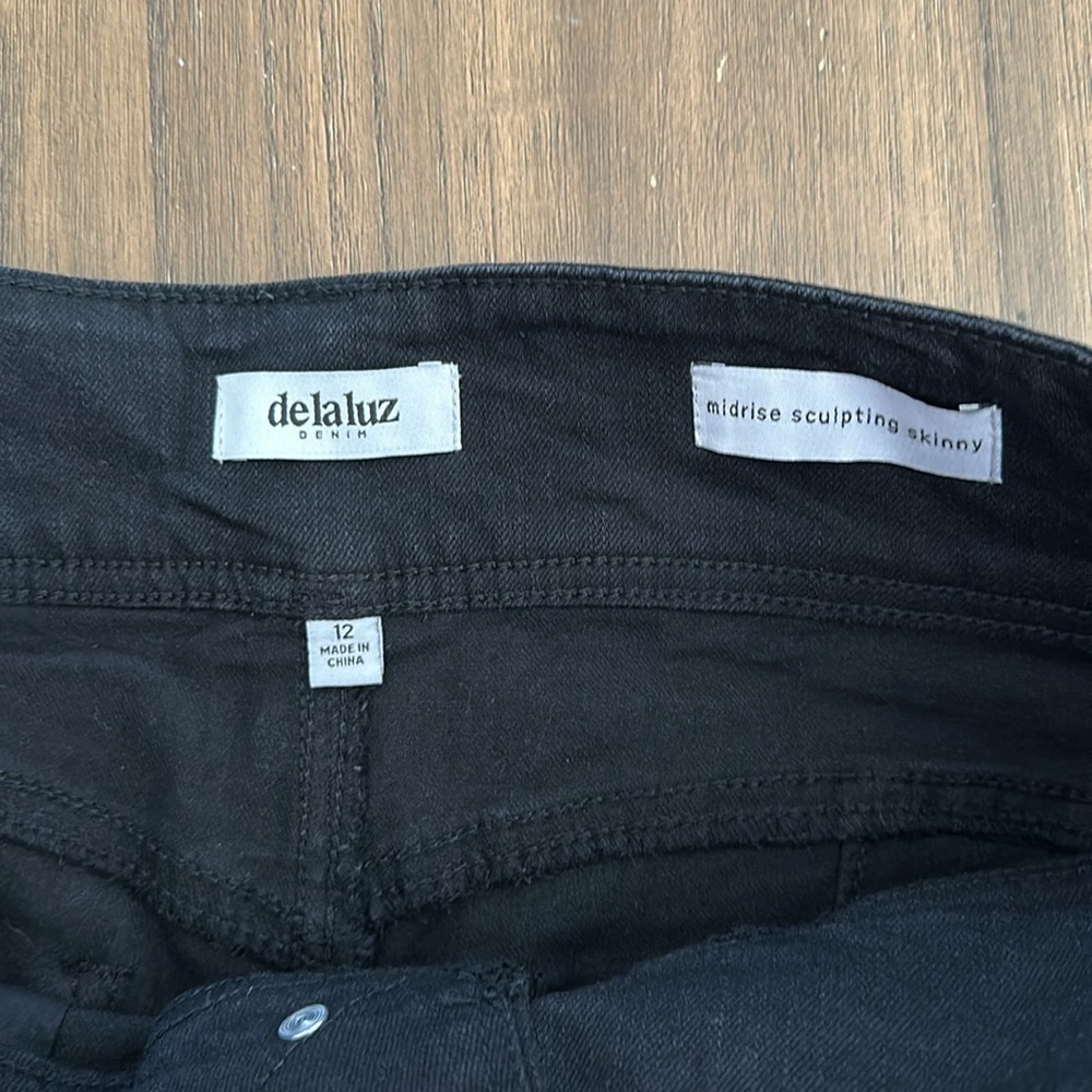 New de la luz mid rise sculpting skinny jeans 12* - Picture 6 of 7